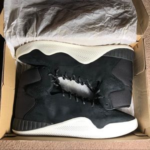 Men’s 10.5 adidas Tubular Instinct Boost